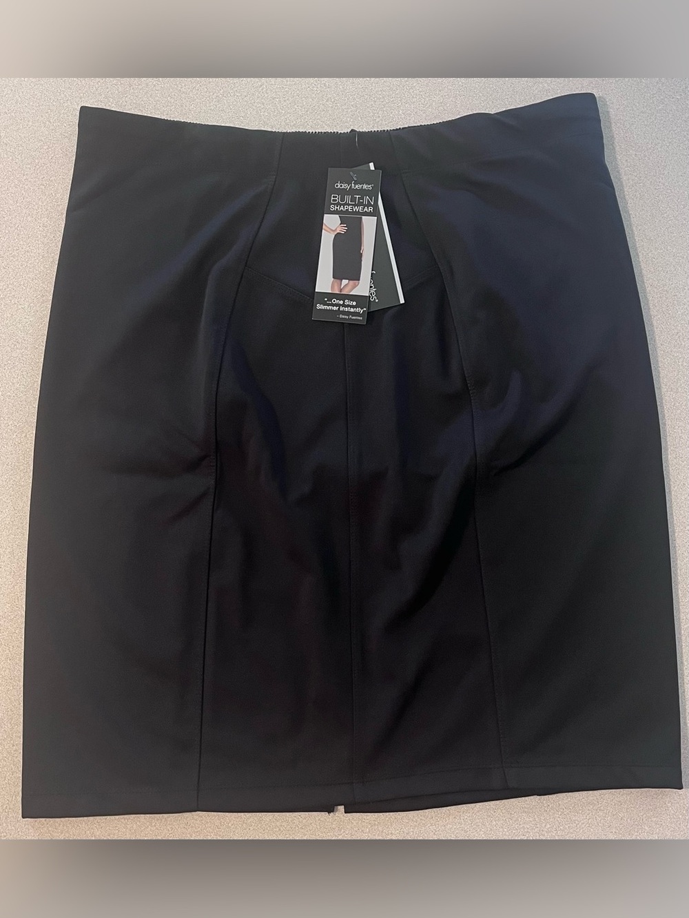 Daisy Fuentes Black Slimming Solutions Knee Length Skirt NWT Size XL